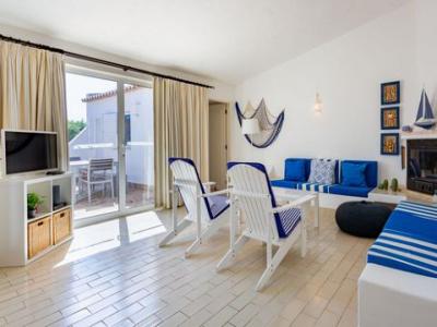 Location vacances Appartement Olhos-de-agua  15 au Portugal