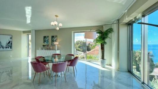 Louer Appartement 250 m2 Funchal