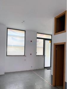 Vente Local commercial Loures SANTO-ANTANIO-DOS-CAVALEIROS-E-FRIELAS 11 au Portugal