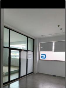 Acheter Local commercial 50 m2 Loures