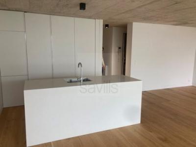 Louer Appartement 96 m2 Porto