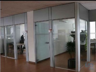 Louer Local commercial 700 m2 Oeiras