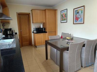 Acheter Appartement 174 m2 Vila-nova-de-poiares