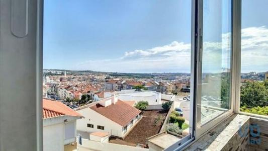 Acheter Appartement 87 m2 Amadora