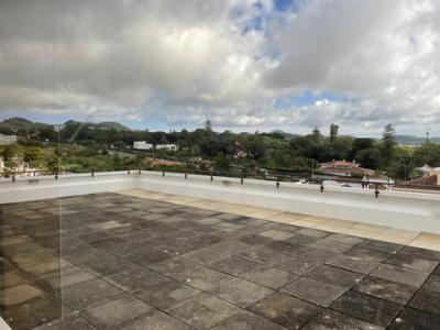 Louer Local commercial 257 m2 Ponta-delgada