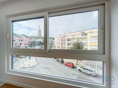 Louer Appartement 65 m2 Almada