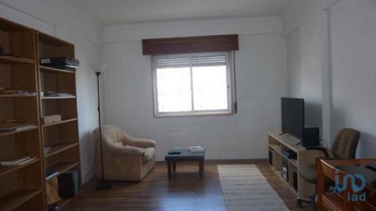 Acheter Appartement 96 m2 Amadora