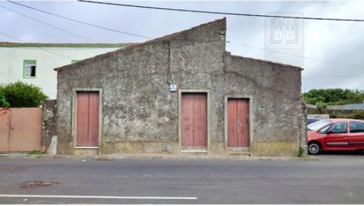 Louer Local commercial 80 m2 Ponta-delgada