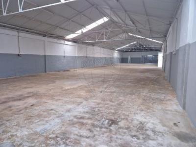 Louer Local industriel 357 m2 Pacos-de-ferreira