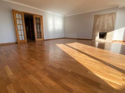 Louer Appartement 179 m2 Porto