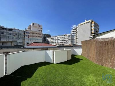 Louer Appartement 42 m2 Almada