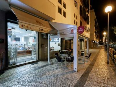 Louer Local commercial 140 m2 Lisboa