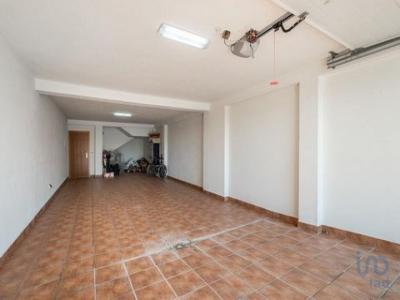 Acheter Appartement 75 m2 Burinhosa