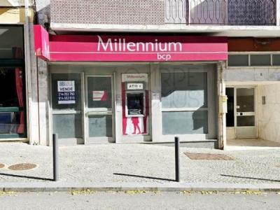 Vente Local commercial Azueira MALVEIRA-E-SAO-MIGUEL-DE-ALCAINAA 11 au Portugal