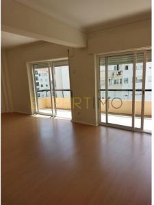 Annonce Location Appartement Alapraia