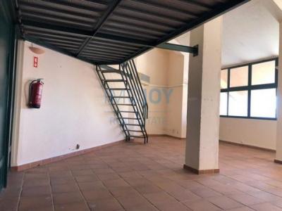 Acheter Local commercial 65 m2 Loule