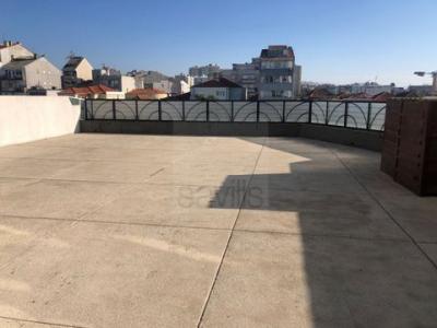 Louer Appartement 65 m2 Porto