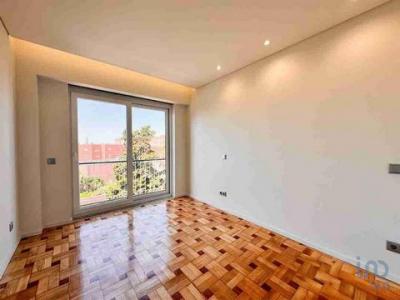 Acheter Appartement 82 m2 Porto