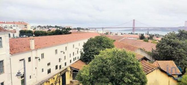 Louer Appartement 98 m2 Lisboa