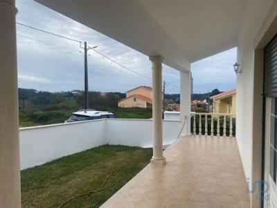 Louer Maison 142 m2 Caldas-da-rainha