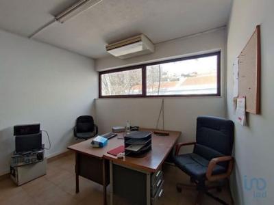 Annonce Location Local commercial Carnaxide