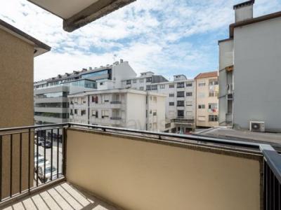 Louer Appartement 101 m2 Porto