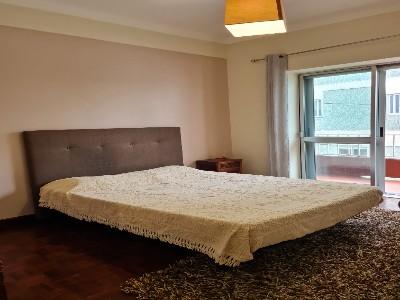 Location vacances Chambre d'hotes Guarda centre ville 09