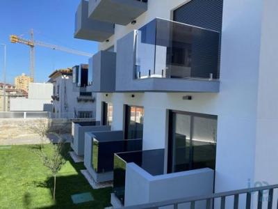Acheter Appartement 136 m2 Vila-nova-de-gaia