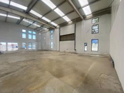 Louer Local industriel 575 m2 Montijo