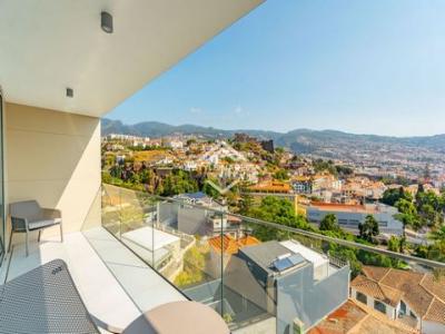 Louer Appartement 57 m2 Funchal