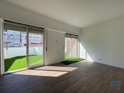 Louer Appartement 42 m2 Almada