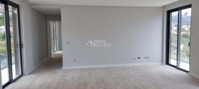 Acheter Appartement 99 m2 Funchal
