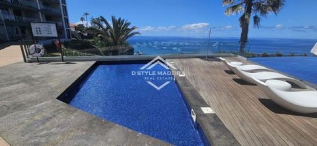 Acheter Appartement 153 m2 Funchal