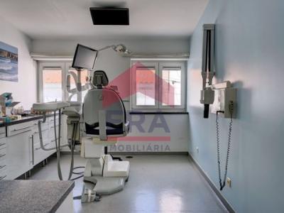 Acheter Local commercial 110 m2 Peniche
