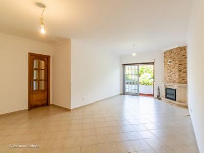 Louer Appartement 103 m2 Mafra