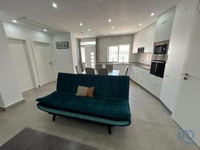 Louer Appartement 78 m2 Alcantarilha
