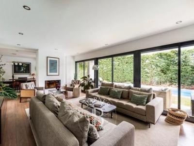 Acheter Maison 481 m2 Aldeia-de-juzo