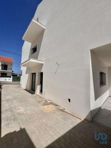 Acheter Maison 135 m2 Casal-do-sapo