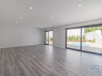 Acheter Maison 282 m2 Azueira