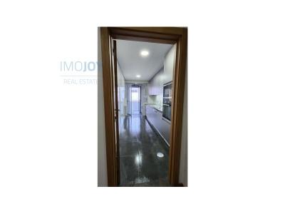 Louer Appartement 114 m2 Porto