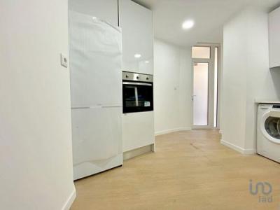 Acheter Appartement 56 m2 Amadora