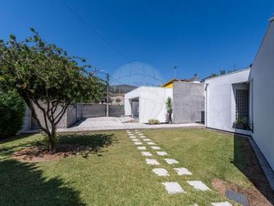 Acheter Maison 32767 m2 Vieira-do-minho