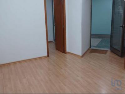 Acheter Local commercial 35 m2 Fanzeres