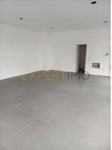 Acheter Local commercial 54 m2 Gouveia