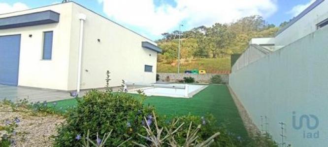 Acheter Maison 137 m2 Caldas-da-rainha