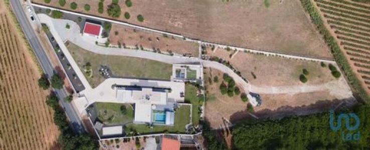 Acheter Maison 301 m2 Cadaval