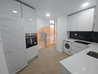 Acheter Appartement 61 m2 Amadora