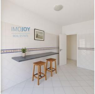 Acheter Appartement 86 m2 Seixal