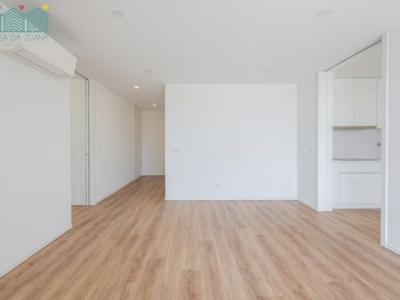 Louer Appartement 93 m2 Aveiro