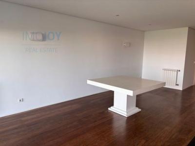 Louer Appartement 116 m2 Matosinhos